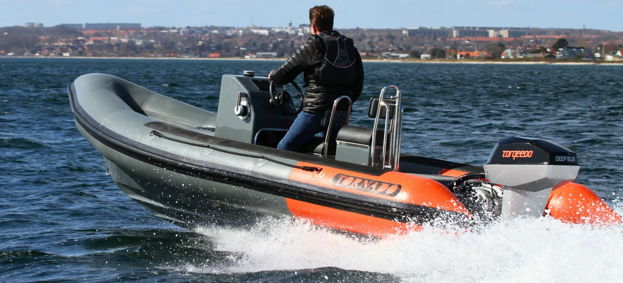 Tornado-6m-electric-boat